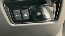 Jaguar XF 2.0d [180] R-Sport 4dr Auto Diesel Saloon